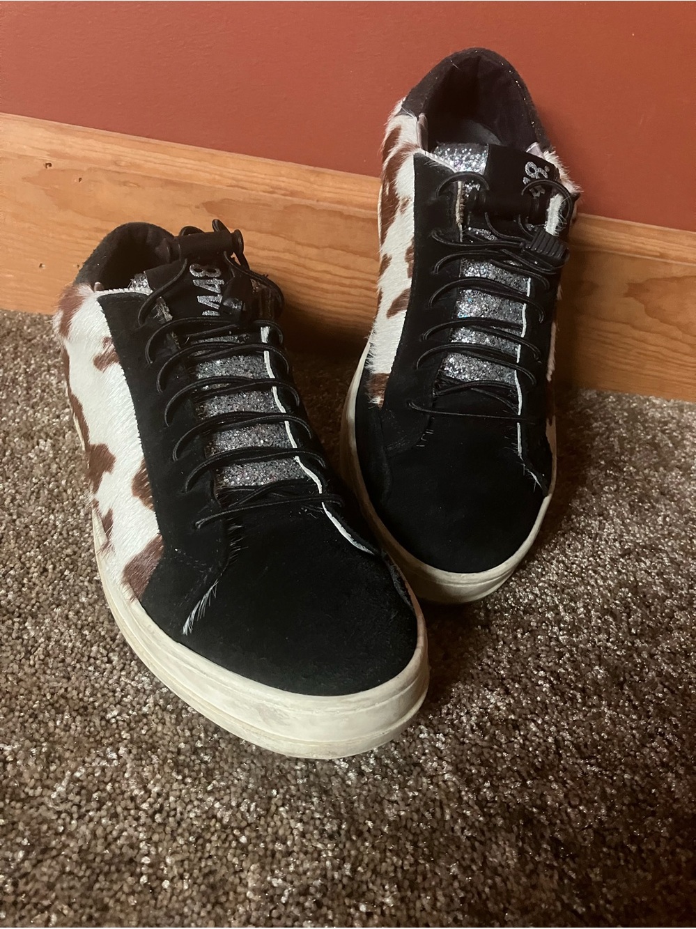P448 Black and Brown Cowhide Low-Top Sneakers